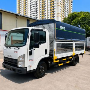 Xe tải Isuzu QKR 210 QMR77HE5A thùng mui bạt Tín Nghĩa màu trắng, Xe Tải Isuzu QKR 210 Thùng Mui Bạt