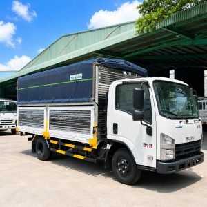 Ngoại thất xe tải Isuzu QKR 270 thùng mui bạt đầu vuông