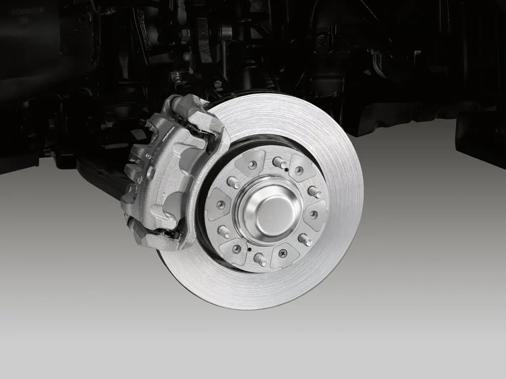 Hệ thống phanh đĩa tản nhiệt an toàn của xe Isuzu MU-X.